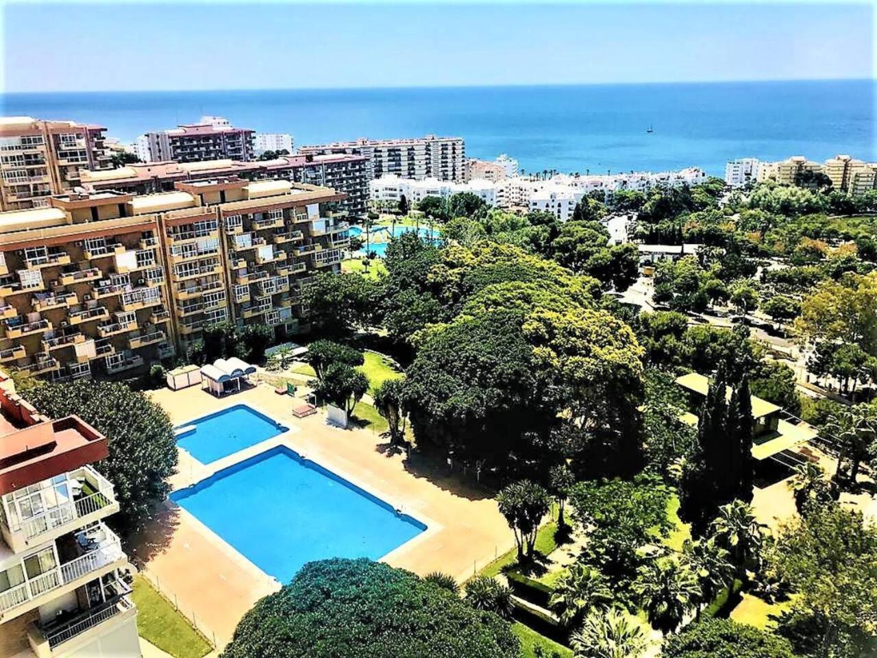 Hercules Suite Benalmadena Bagian luar foto